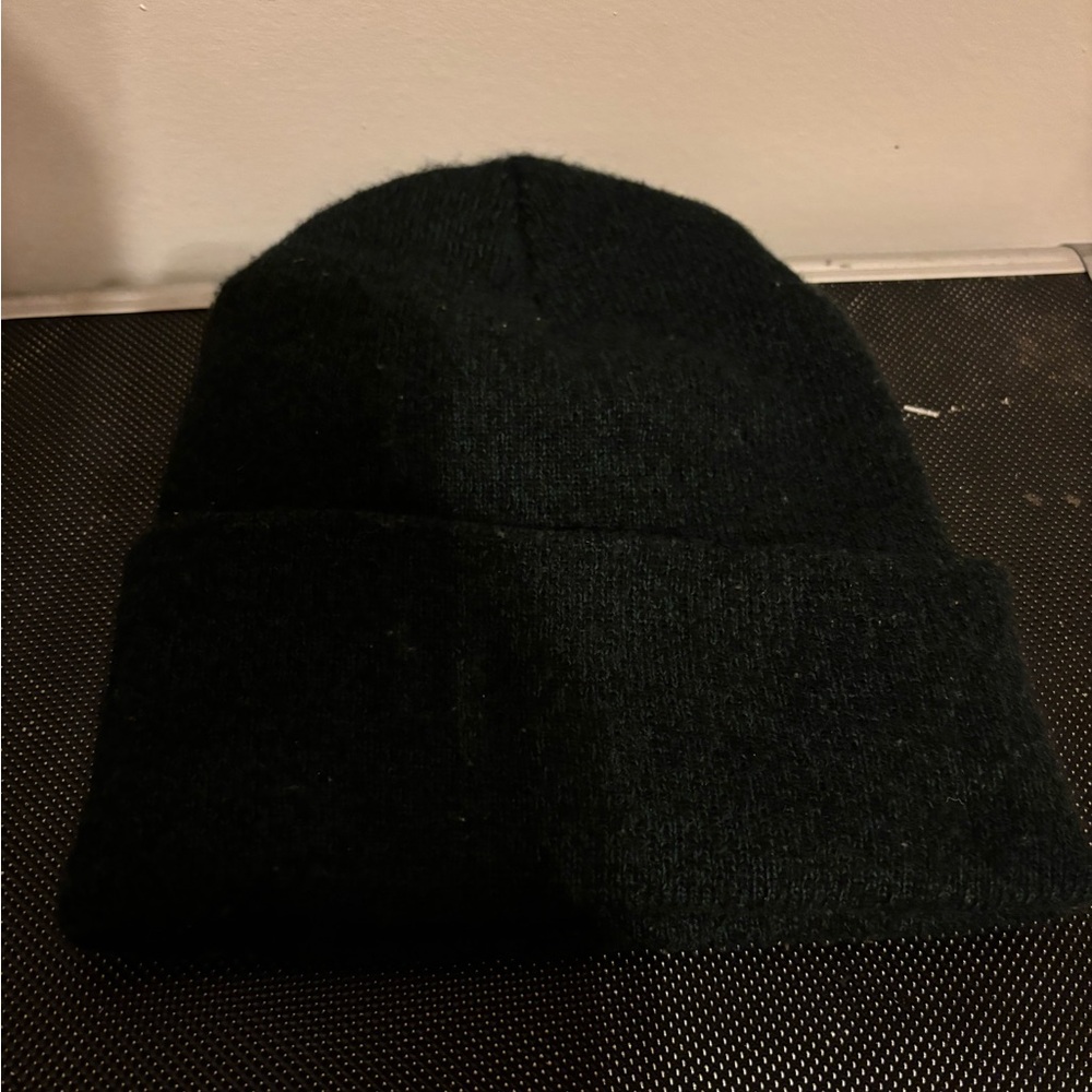 Carhartt winter hat colour dark forest green. - Picture 3 of 4